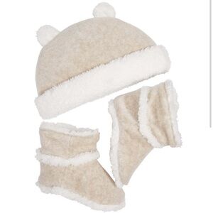 NWT First Impressions Baby Velour Bear Hat and Bootie Set, 0-6mo